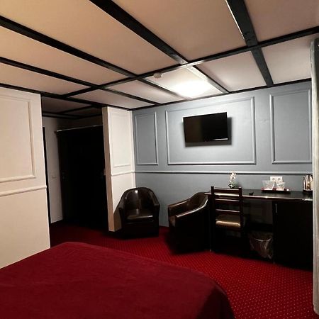Royal Bucovina Residence Adults Only-Self Check-In Campulung Moldovenesc Exterior photo