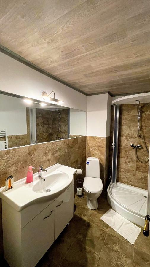 Royal Bucovina Residence Adults Only-Self Check-In Campulung Moldovenesc Exterior photo