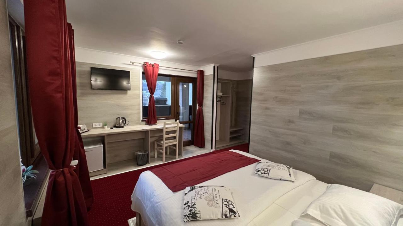 Royal Bucovina Residence Adults Only-Self Check-In Campulung Moldovenesc Exterior photo