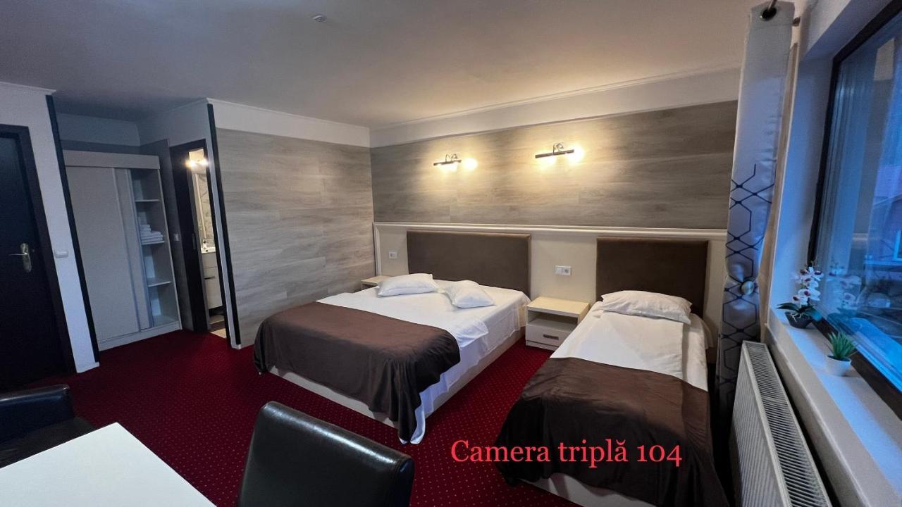 Royal Bucovina Residence Adults Only-Self Check-In Campulung Moldovenesc Exterior photo