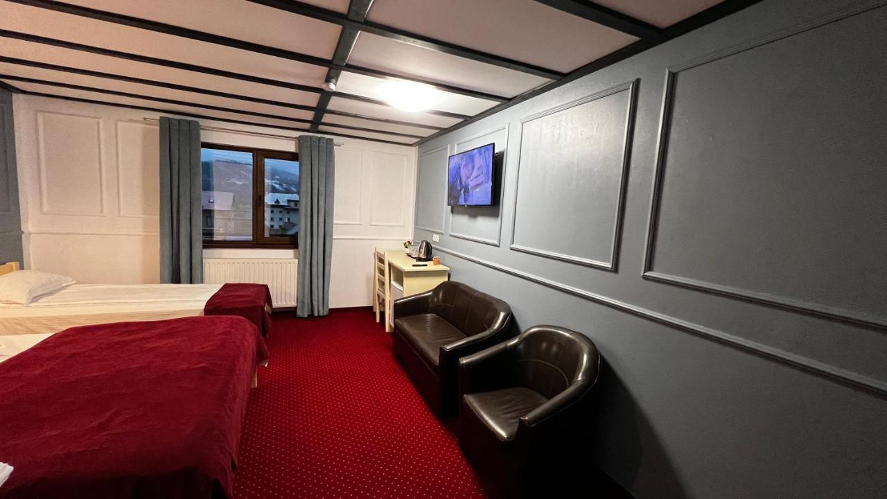 Royal Bucovina Residence Adults Only-Self Check-In Campulung Moldovenesc Exterior photo