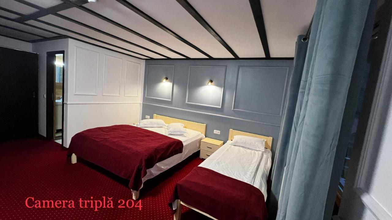 Royal Bucovina Residence Adults Only-Self Check-In Campulung Moldovenesc Exterior photo